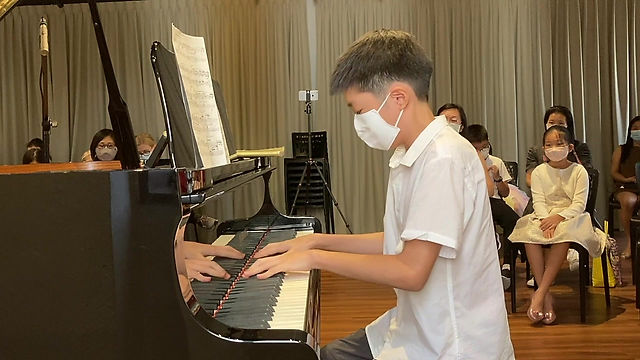 Daryl, 12 years old performing Bach, Debussy & Chopin